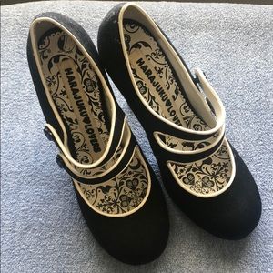 Black and white size 7.5 Harajuku Lovers heels